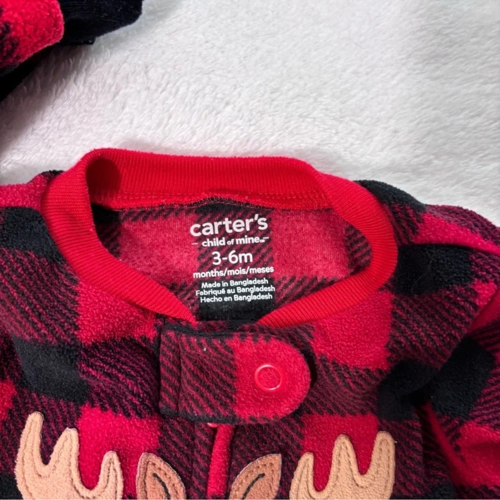 Carter's Christmas Plaid and Reindeer Red‎ Kids One Piece Set size 3-6 Months
